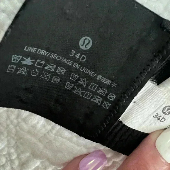 COPY - Lululemon Air  Support Bra 34D - Picture 7 of 7